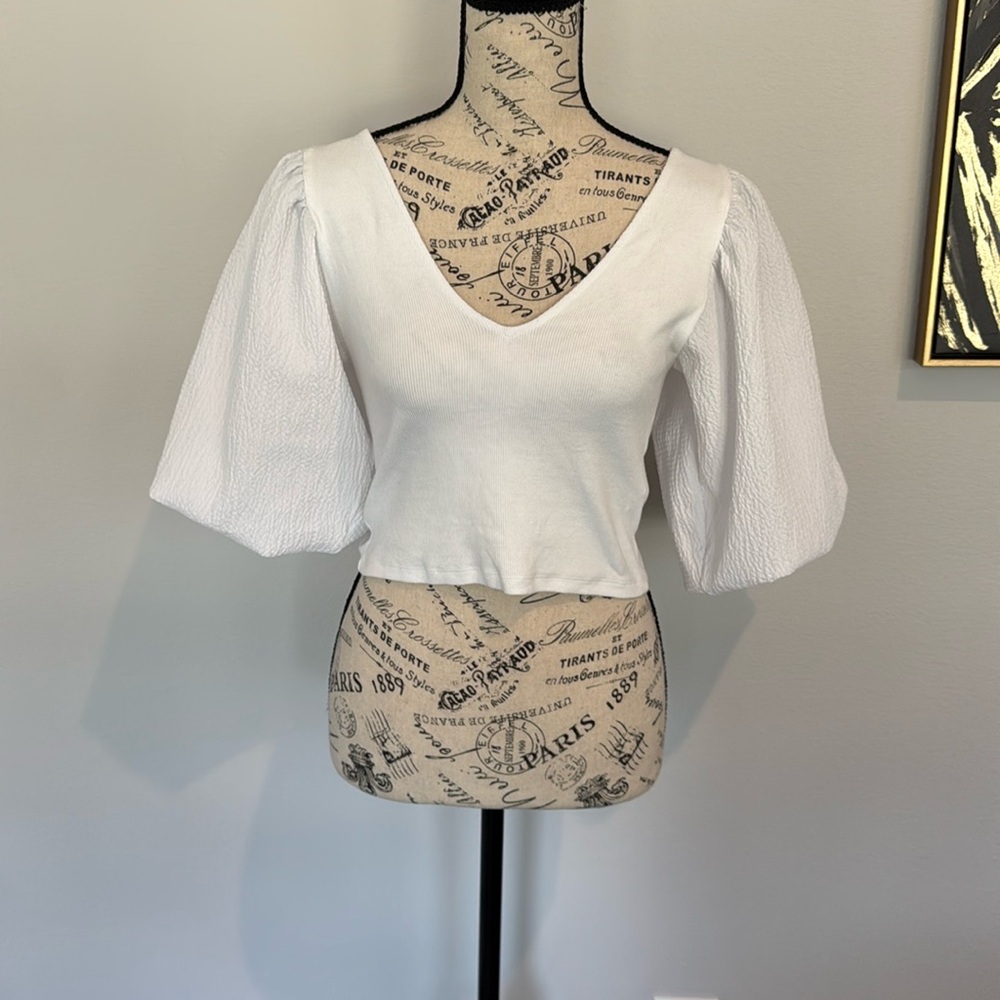 White balloon shoulder top